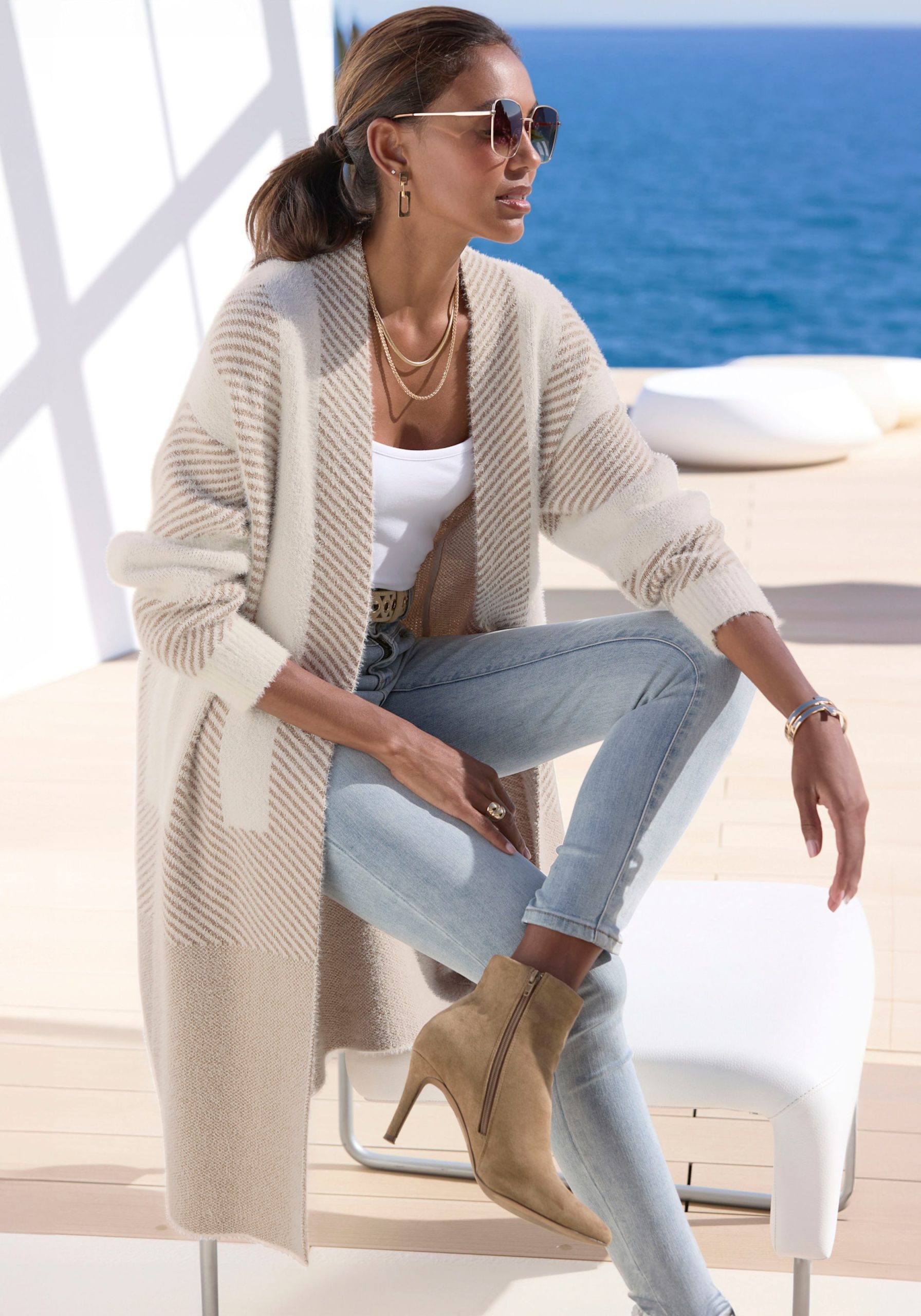 beige-vest-801jsv-1.jpg beige vest - Afbeelding 1