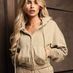 beige vest dames