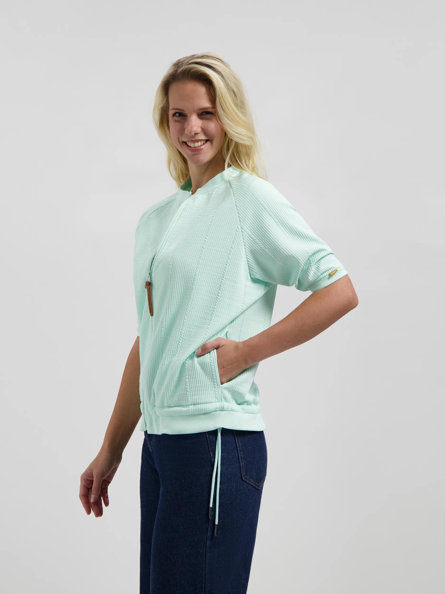 korte-vestjes-dames-690znv-1.jpg korte vestjes dames - Afbeelding 1