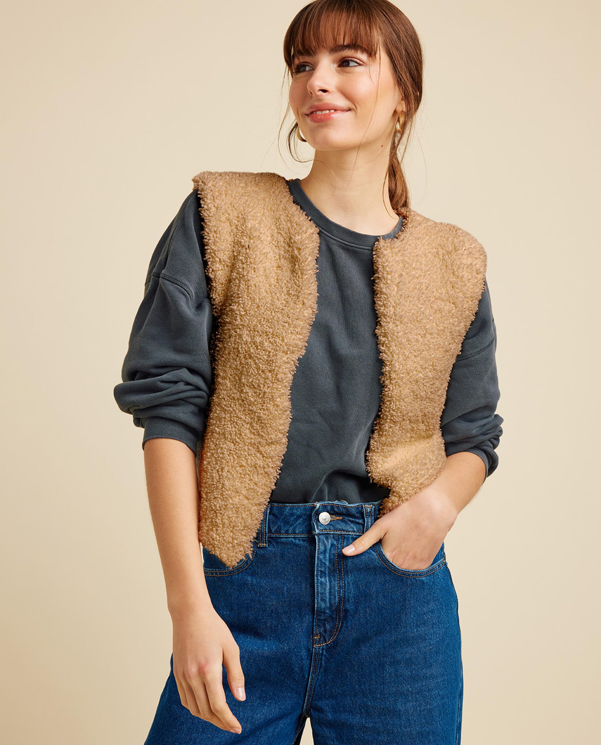 mouwloos-vest-643ima-1.jpg mouwloos vest - Afbeelding 1