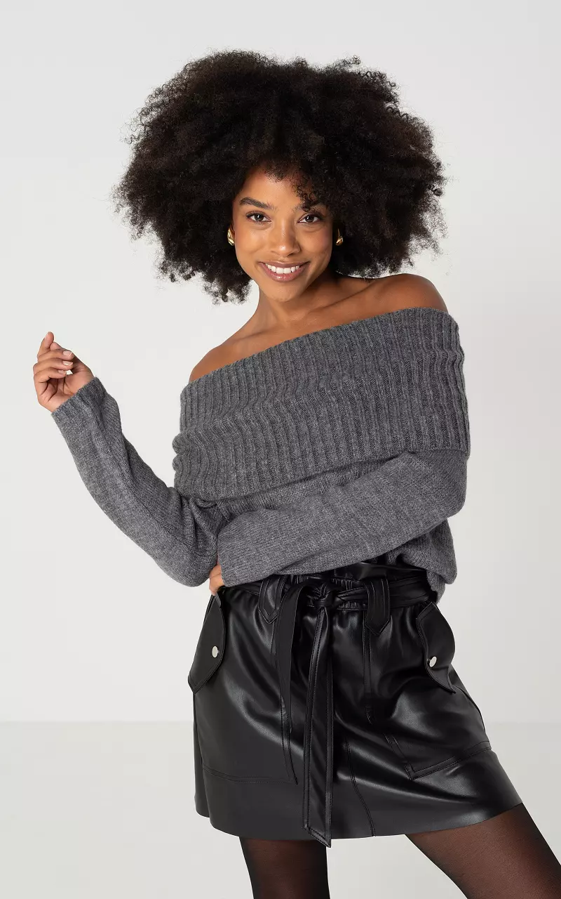 off-shoulder-trui-797hid.webp off shoulder trui - Afbeelding 1