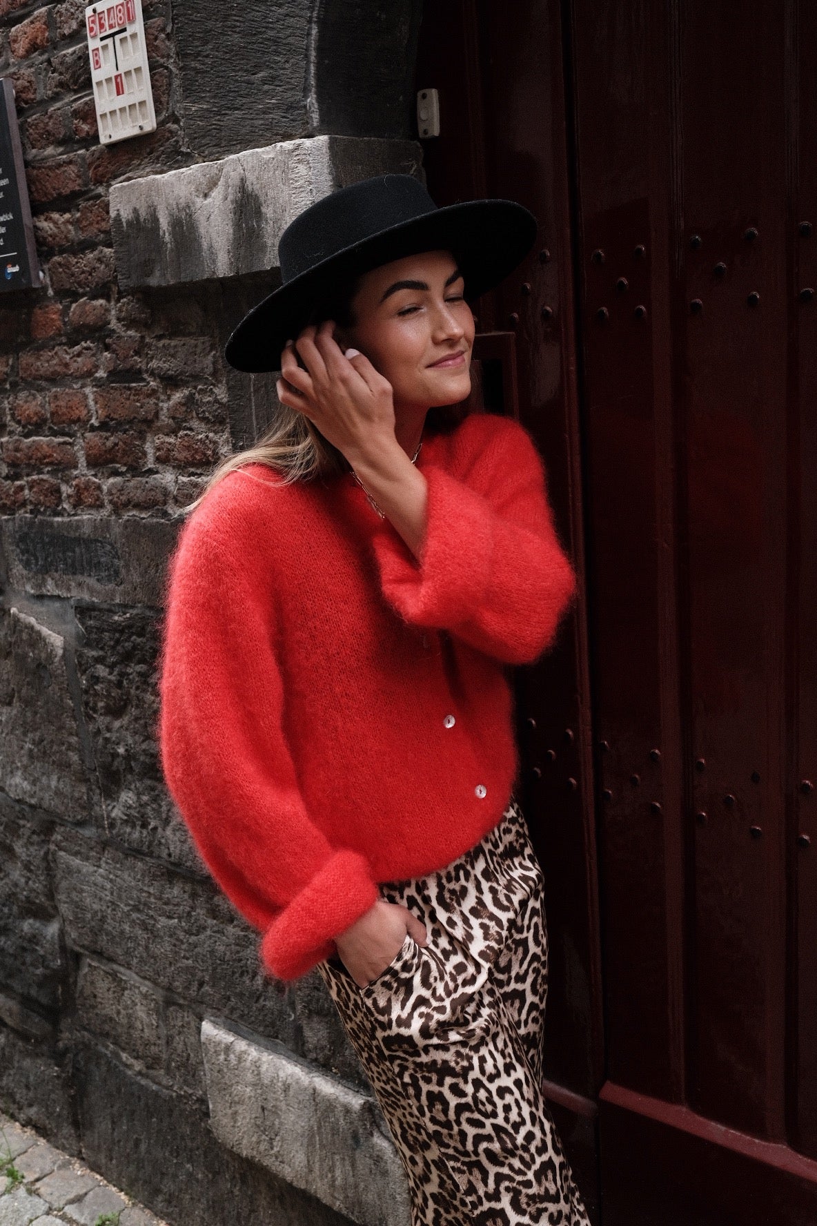 rood-vest-dames-346omb-1.jpg rood vest dames - Afbeelding 1