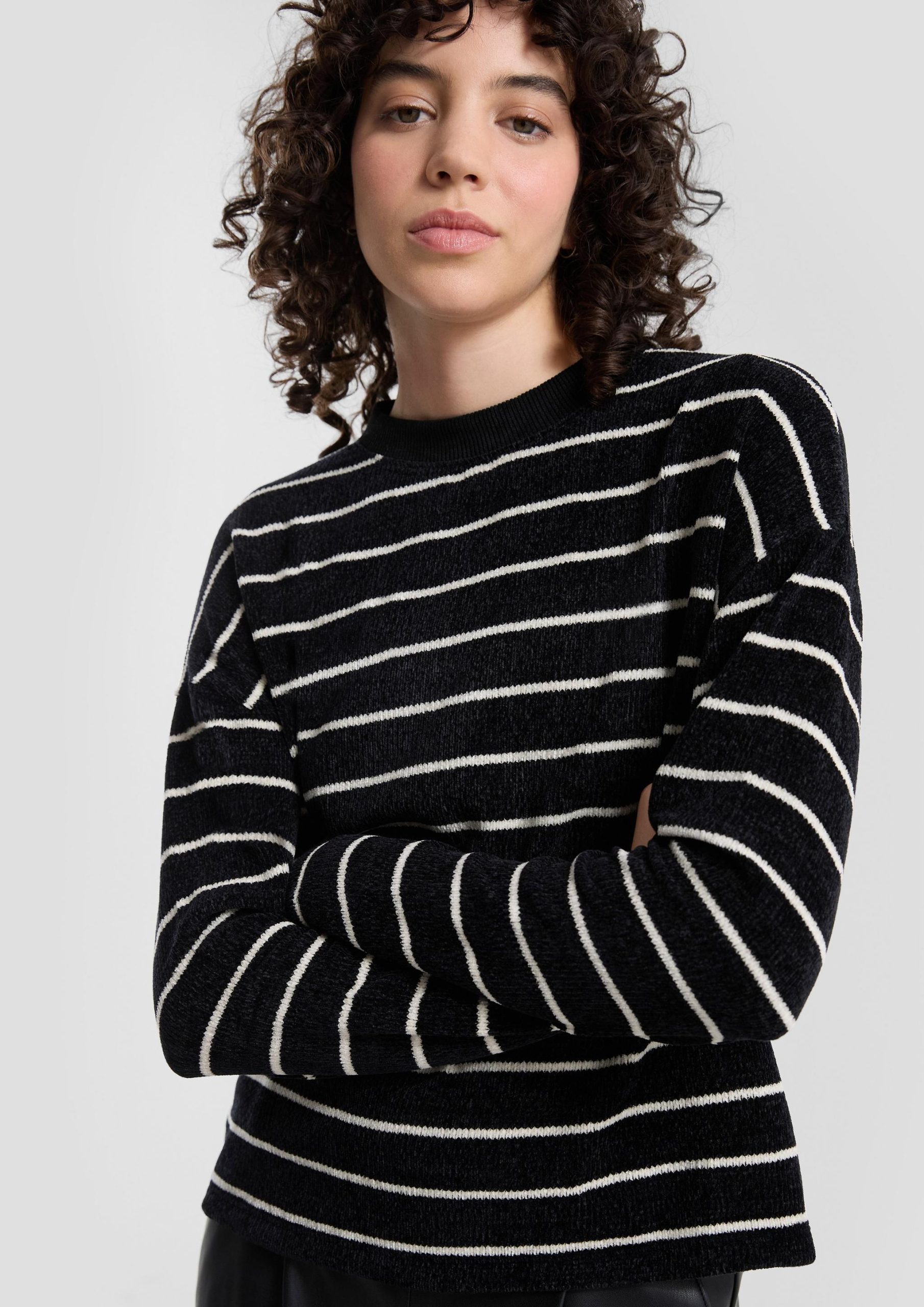trui-zwart-dames-895ctv-1.jpg trui zwart dames - Afbeelding 1