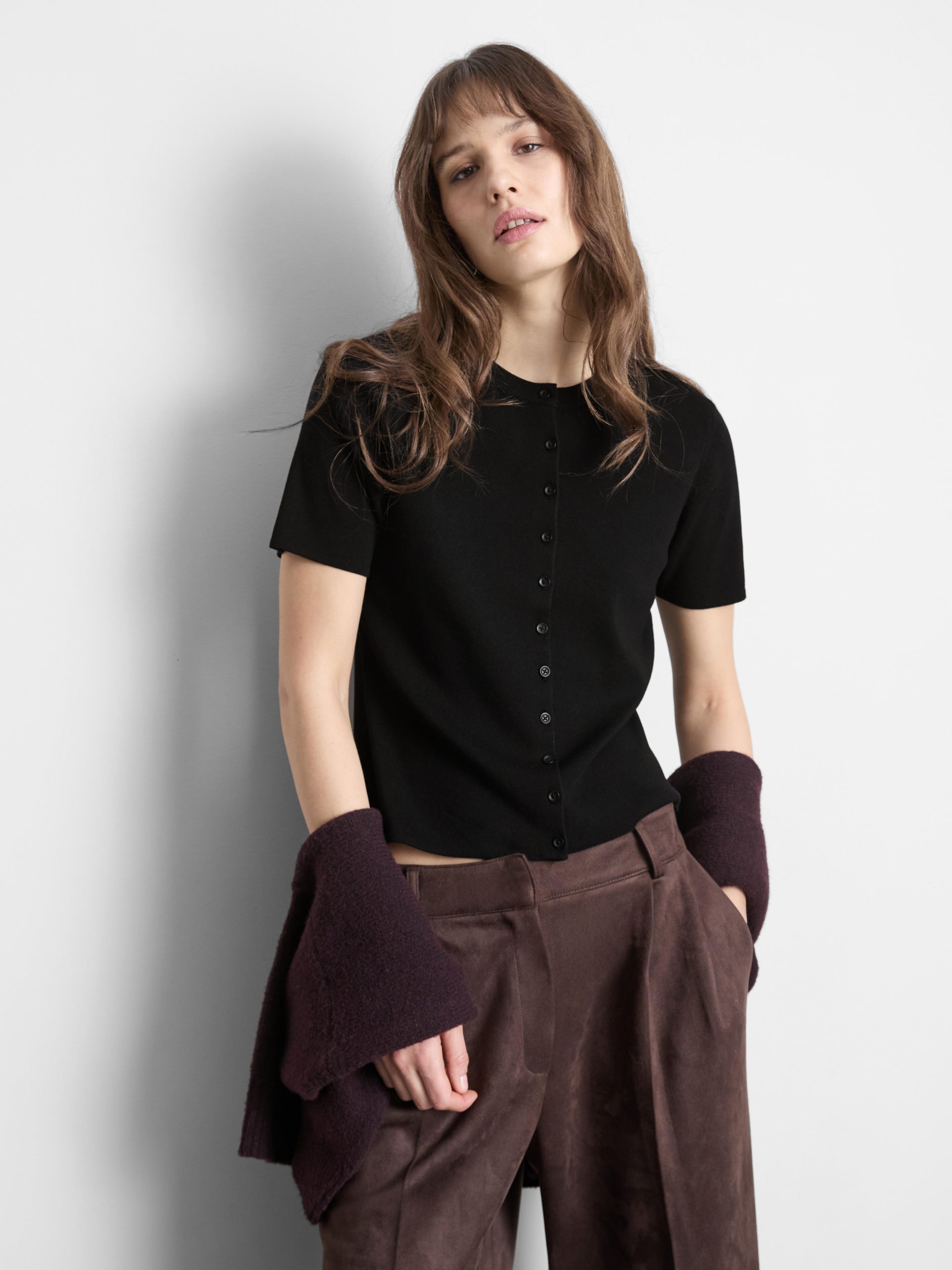 vest-met-korte-mouwen-077mrk-1.jpg vest met korte mouwen - Afbeelding 1
