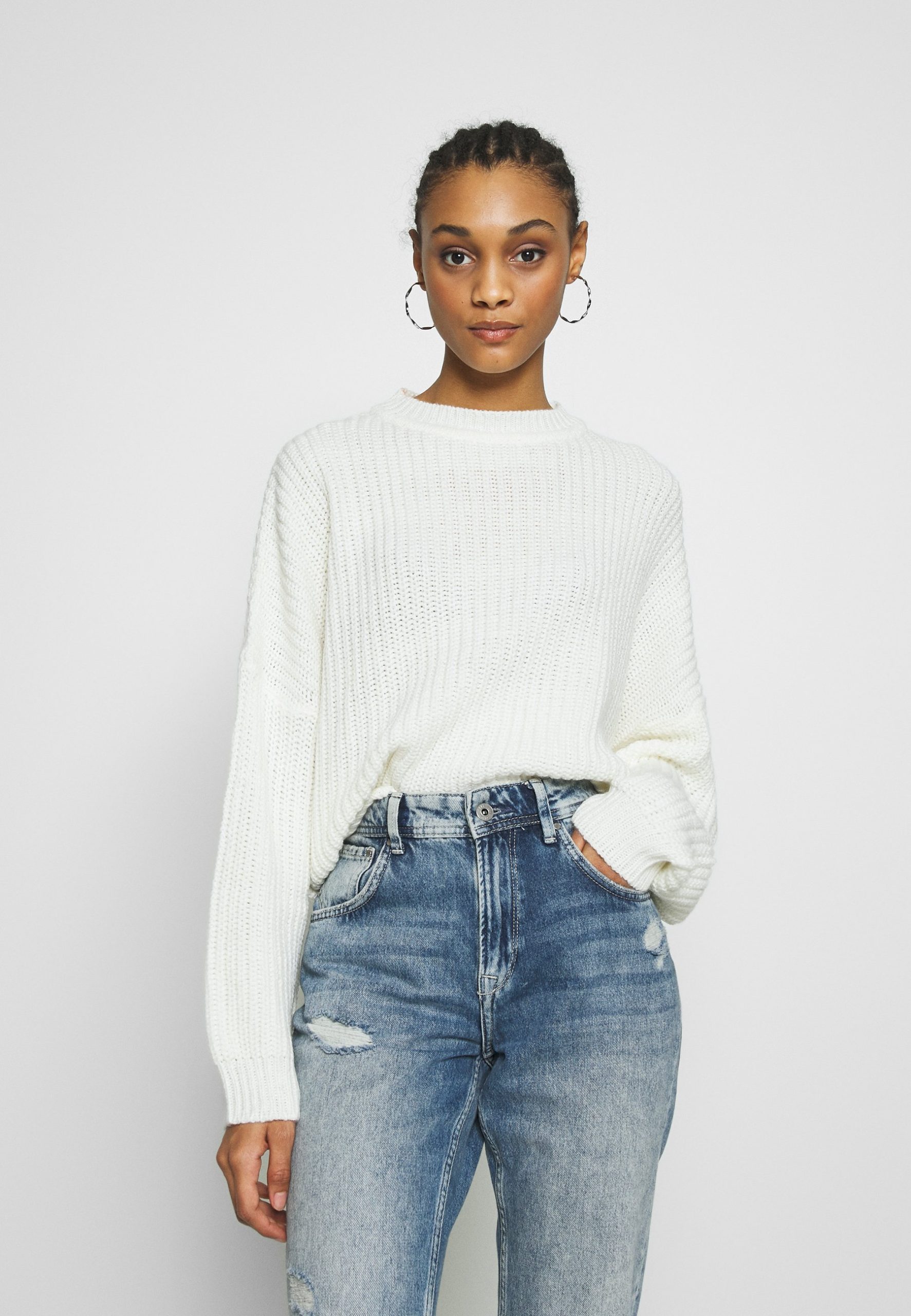witte-dames-trui-277pun-1.jpg witte dames trui - Afbeelding 1